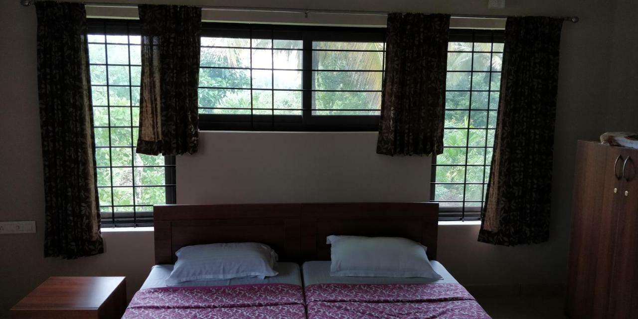 Sugamya Farm Guesthouse Сагар Екстериор снимка