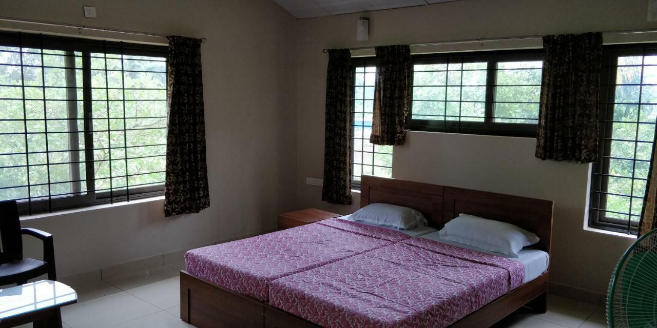 Sugamya Farm Guesthouse Сагар Екстериор снимка